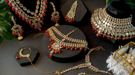 Lorem Ipsum is simply dummy text of the printing and typesetting industry.